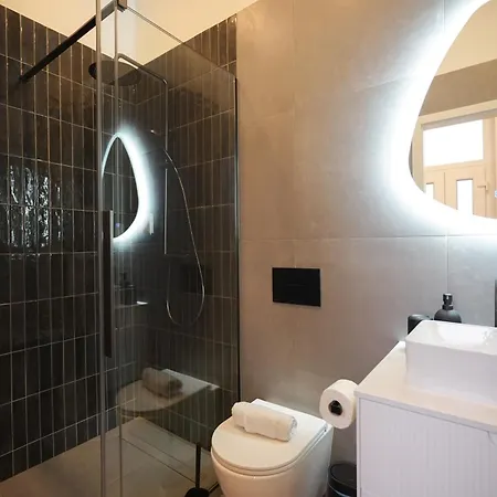 S7 - Sip Downtown Hideaway - Location By Bqa Apartament *