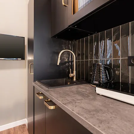 S7 - Sip Downtown Hideaway - Location By Bqa Budapeszt