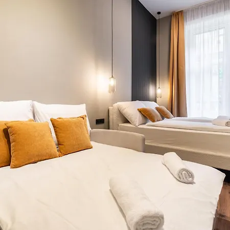 S7 - Sip Downtown Hideaway - Location By Bqa Budapeszt