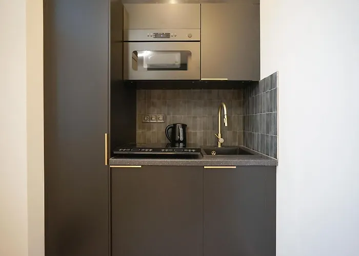 S7 - Sip Downtown Hideaway - Location By Bqa Apartament Budapesta