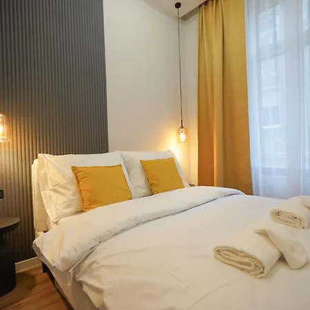 S7 - Sip Downtown Hideaway - Location By Bqa *