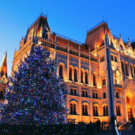 S7 - Sip Downtown Hideaway - Location By Bqa * Будапешт