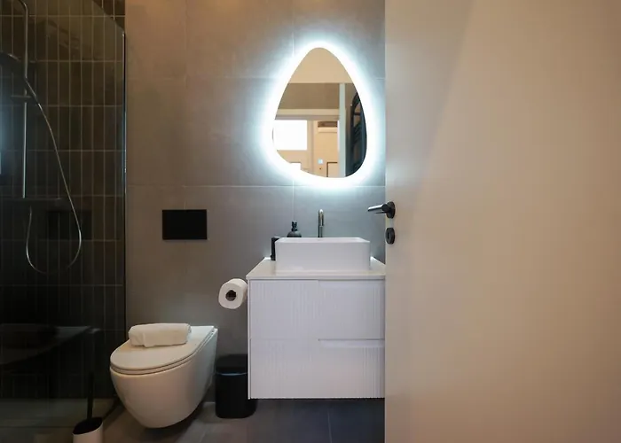 S7 - Sip Downtown Hideaway - Location By Bqa * ブダペスト