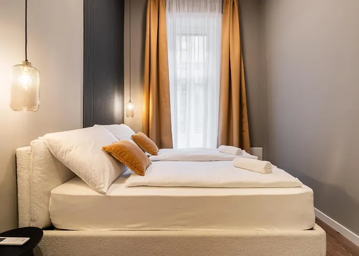 S7 - Sip Downtown Hideaway - Location By Bqa * ブダペスト