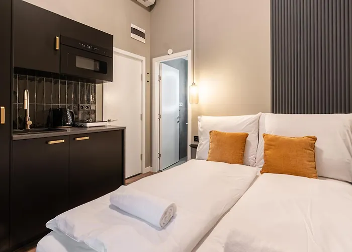 S7 - Sip Downtown Hideaway - Location By Bqa * ブダペスト