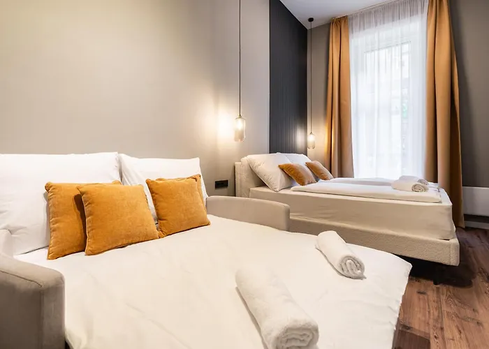 S7 - Sip Downtown Hideaway - Location By Bqa ブダペスト