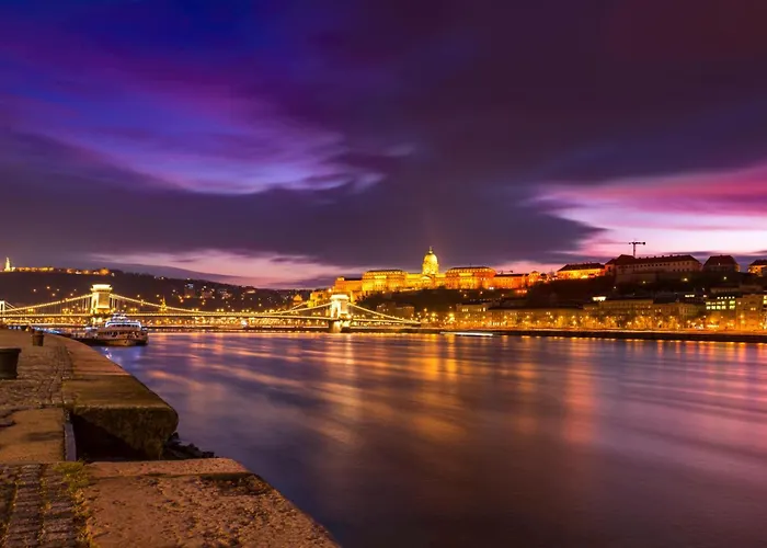 S7 - Sip Downtown Hideaway - Location By Bqa アパート *