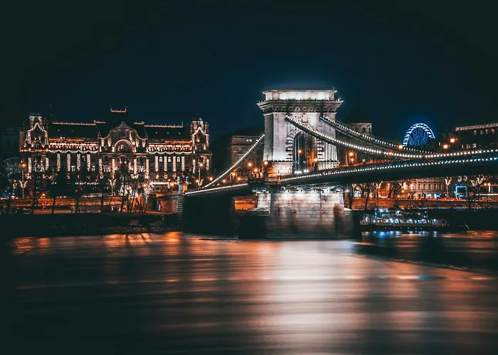 Апартаменты S7 - Sip Downtown Hideaway - Location By Bqa *