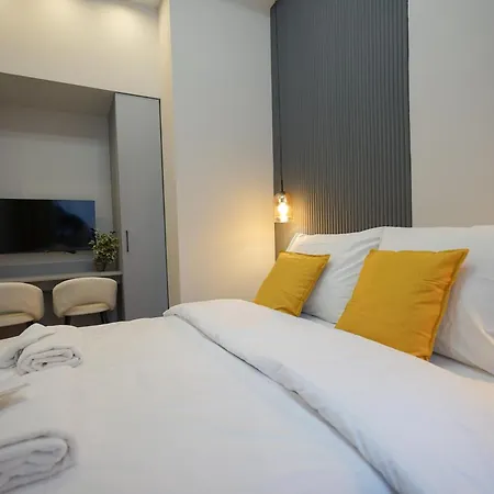 S7 - Sip Downtown Hideaway - Location By Bqa Appartamento Budapest